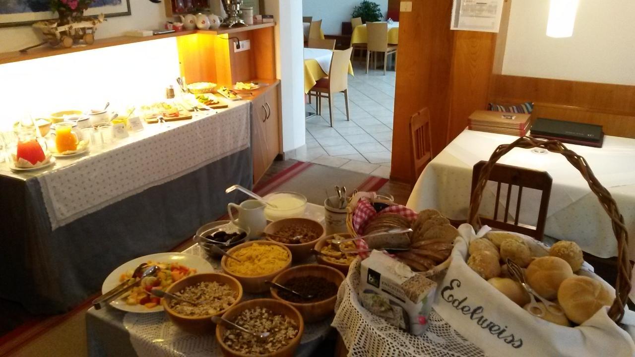 Gasthof Edelweiss تيريس المظهر الخارجي الصورة